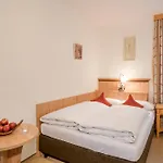 Gæstehus Berghaus - Der Westerhof 3*