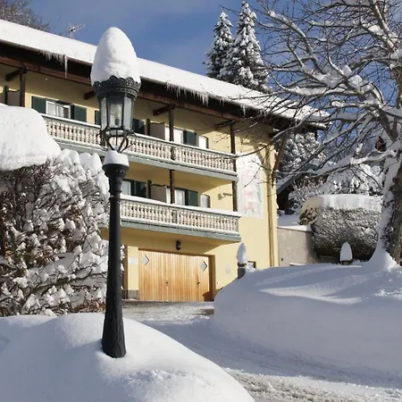 Guest house Berghaus - Der Westerhof Tegernsee